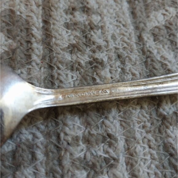 VTG International Silver Co. Set of 4 Dinner Spoons Unpolished 6" - Picture 4 of 4